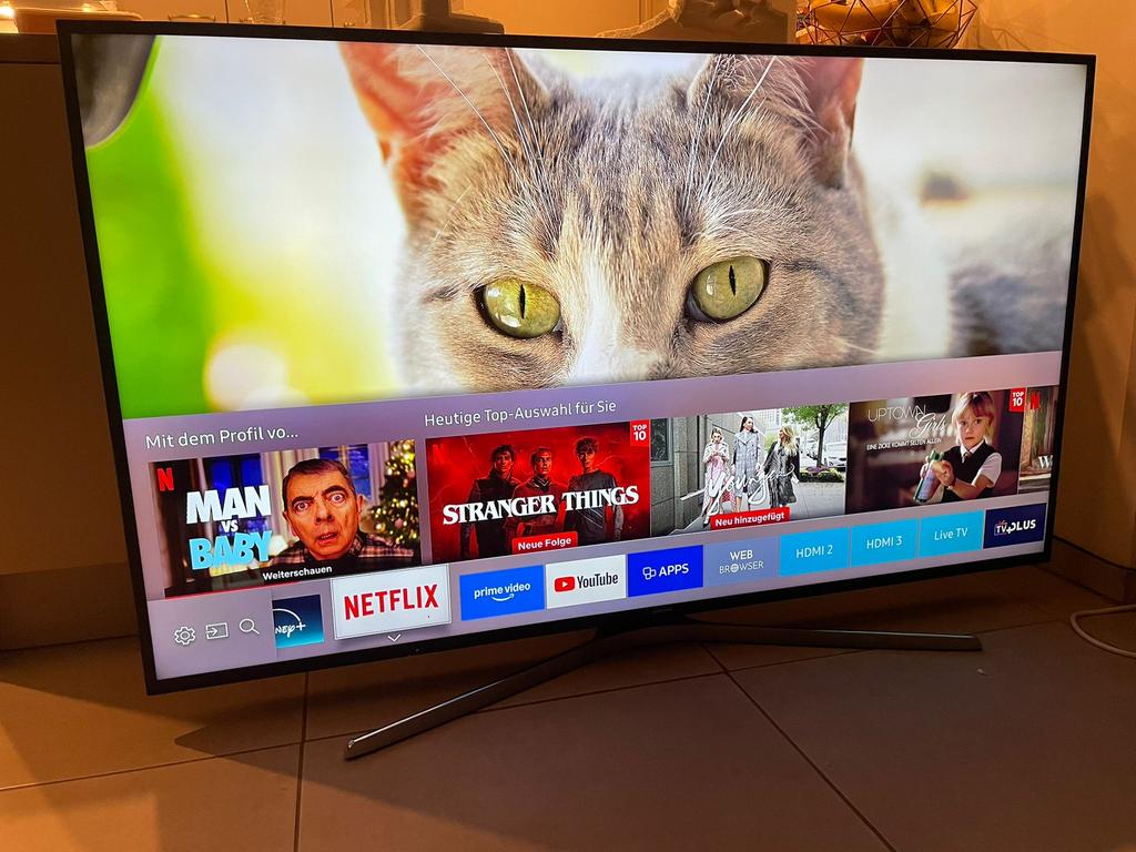 Samsung 65” 4k Smart Tv, 50 Hz, Ophalen of Verzenden, Zo goed als nieuw, 100 cm of meer