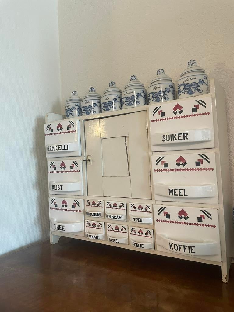 Voorraadkastje met kruidenpotjes, Ophalen of Verzenden