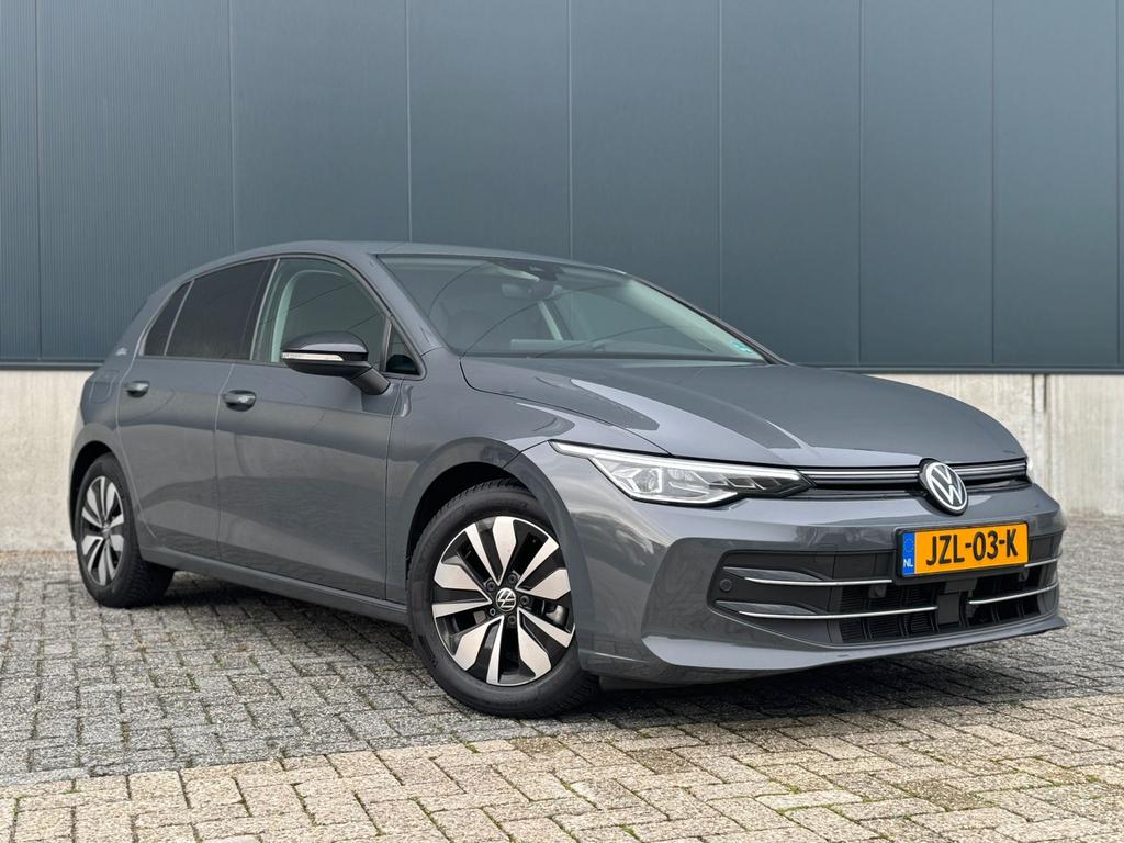 Volkswagen Golf 1.5 Etsi 150pk Dsg-7 2025 Grijs 150PK, 1498 cc, 4 cilinders, Bedrijf, 149 pk