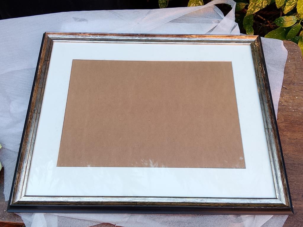 Stijlvolle fotolijst met passe-partout, zilver/zwart, Huis en Inrichting, Woonaccessoires | Lijsten, Ophalen, Minder dan 50 cm