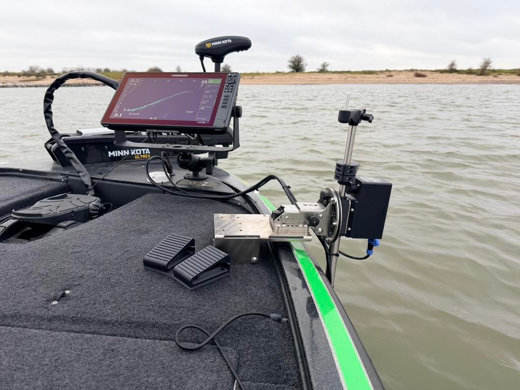 Nitro Z19 vis boot, Watersport en Boten, Vis- en Consoleboten, Zo goed als nieuw, Tot 10 pk, 3 tot 6 meter, Benzine, Buitenboordmotor