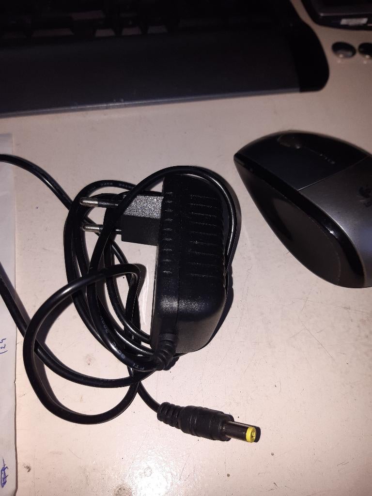 Adapter 12V/1A (Z197-197), Ophalen of Verzenden, Zo goed als nieuw