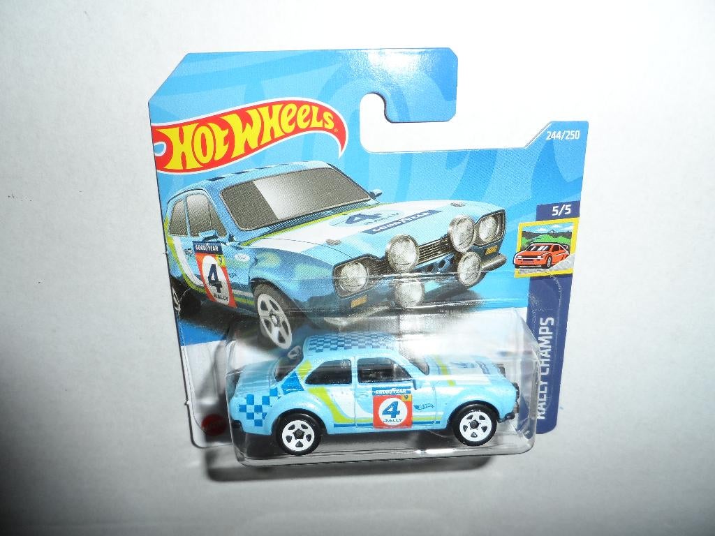 Hot Wheels - '70 Ford Escort RS1600 (licht-blauw) 1:64, Ophalen of Verzenden, Nieuw, Auto
