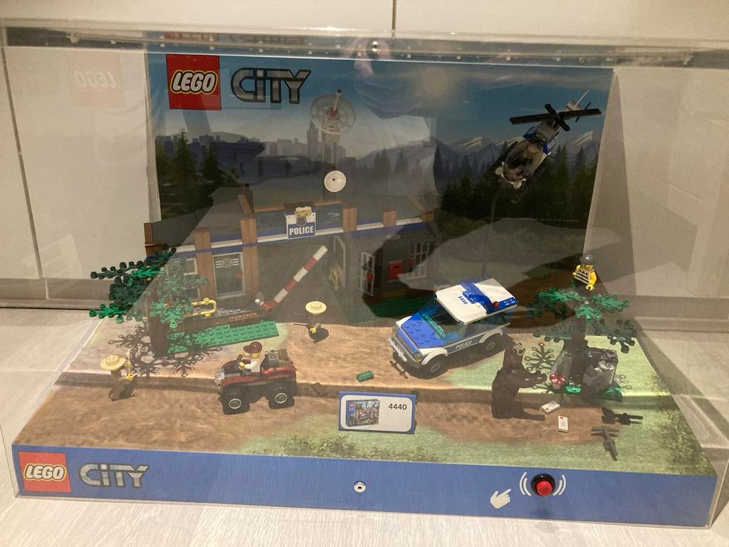 Lego City display 4440 - Bospolitiebureau, Ophalen, Lego, Overige typen, Compleet
