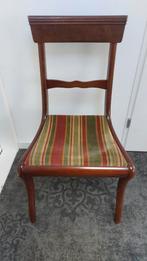 Antiek houten stoel met gestreepte bekleding, Ophalen