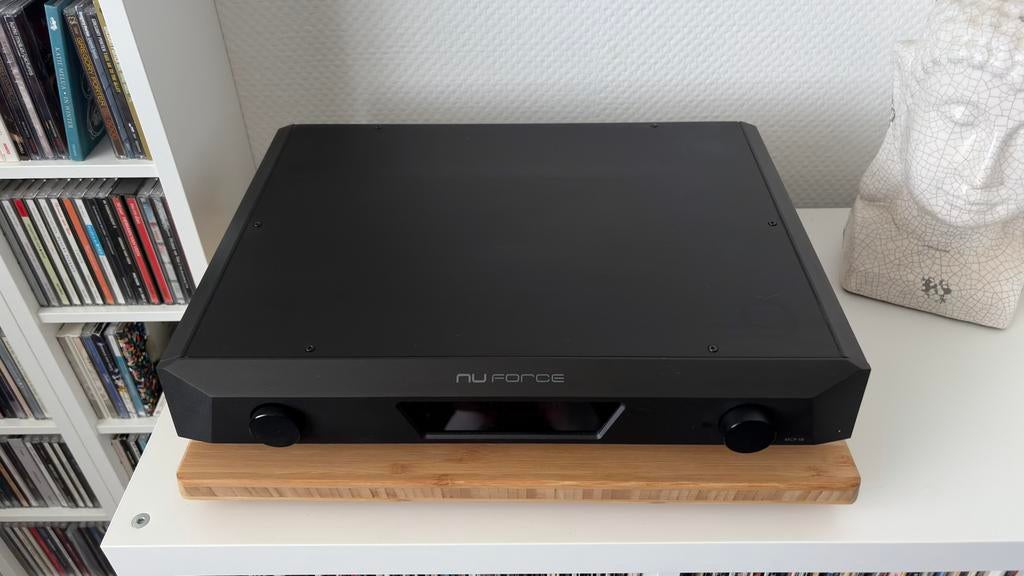 NuForce MCP-18 Multi-channel pre amp, Audio, Tv en Foto, Versterkers en Receivers, Ophalen, Zo goed als nieuw