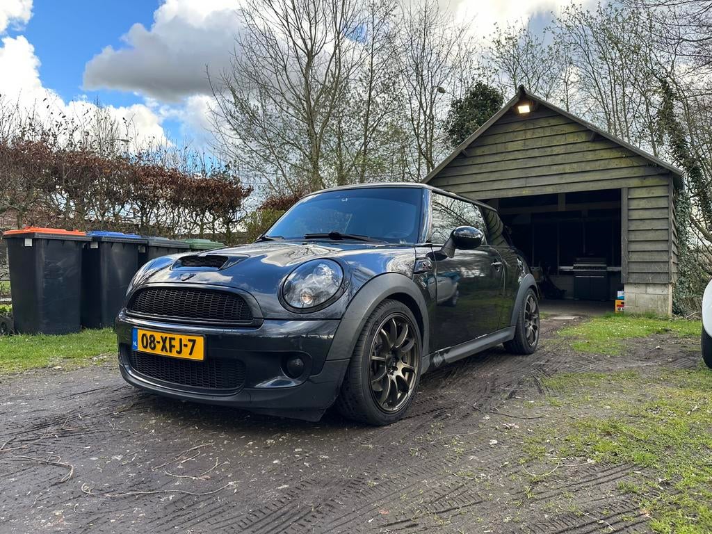 Mini 1.6 16V Cooper S 128KW 2007 Zwart, Auto's, Voorwielaandrijving, 4 cilinders, 4 stoelen, 14 km/l