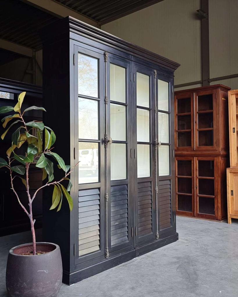 Chique Vitrinekast | Louvre deuren | Buffetkast #6067, Niet ingevuld, 200 cm of meer, 150 tot 200 cm, Niet ingevuld