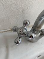 Wastafel met authentieke kraan, Doe-het-zelf en Verbouw, Sanitair, Ophalen, Gebruikt, Chroom, Wastafel