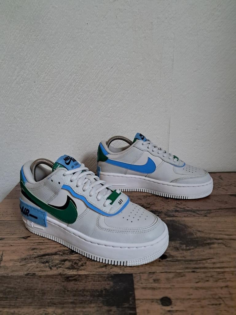 Nike Air Force 1 Shadow 'Malachite' Size 35,5, Kleding | Dames, Schoenen, Nike, Ophalen of Verzenden, Grijs, Sneakers of Gympen