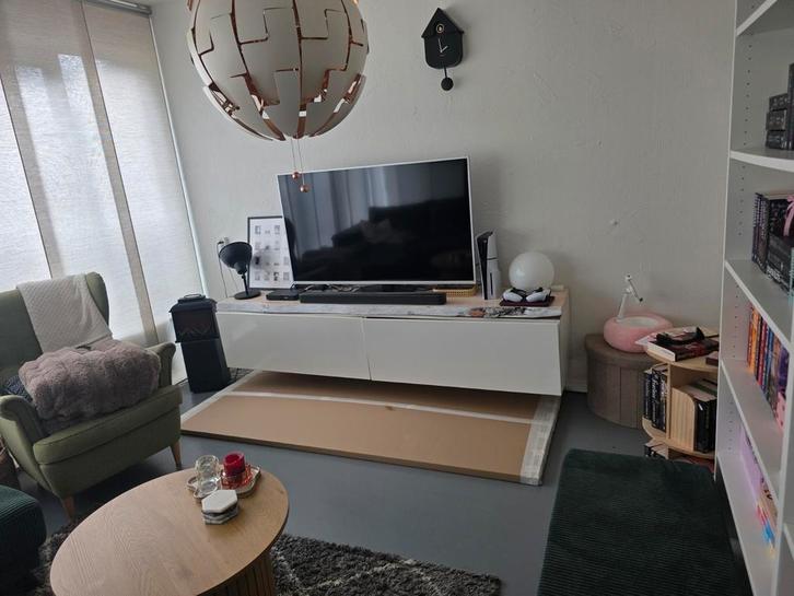 Prachtig dressoir van Artyx, zwevend, hoogglans gespoten lak, Huis en Inrichting, Complete inboedels, Verzenden