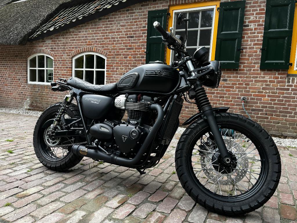 Triumph Bonneville T-100 Black, 2 cilinders, Motorrijbewijs A, 900 cc, Meer dan 35 kW