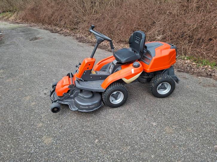 Husqvarna ,216 , stiga villa, Tuin en Terras, Zitmaaiers, Gebruikt, Ophalen