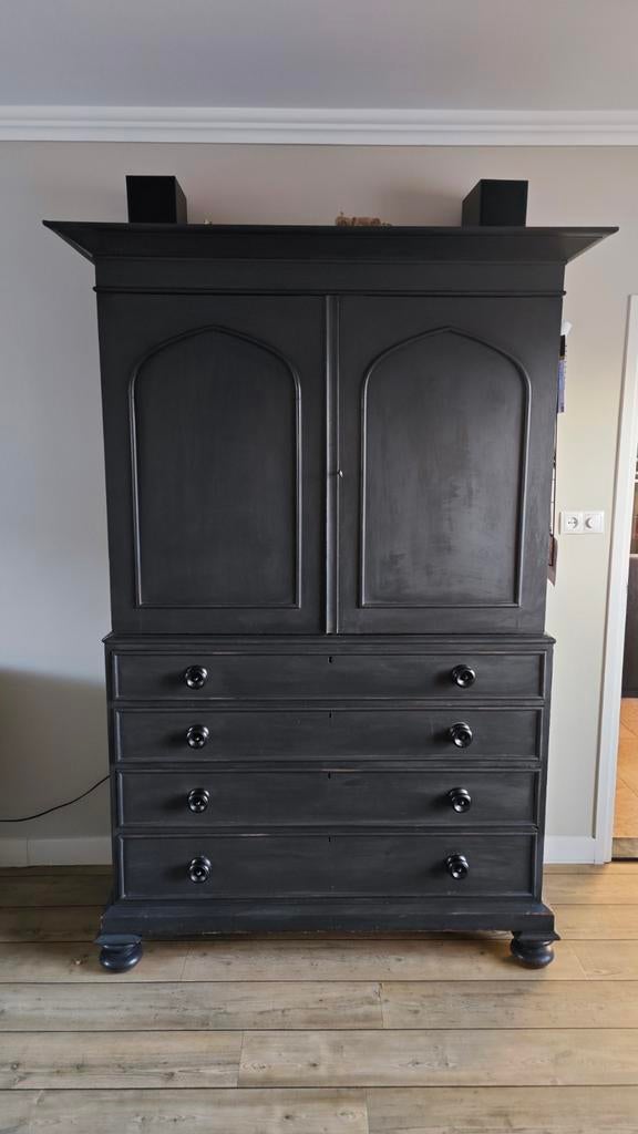 Antieke brocante kast zwart antraciet broodkast, Antiek en Kunst, Antiek | Meubels | Kasten, Ophalen