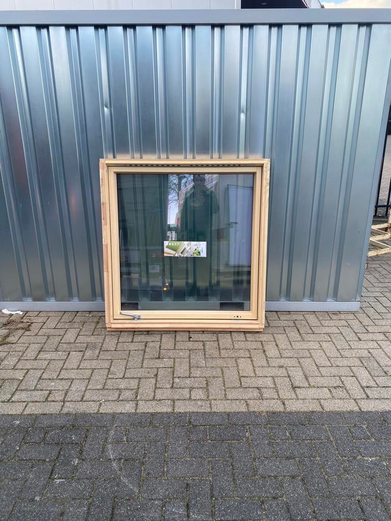 Nieuw Houten Gevelraam met Dubbelglas, Ophalen, Gevelraam of Ruit, 80 tot 120 cm, Nieuw