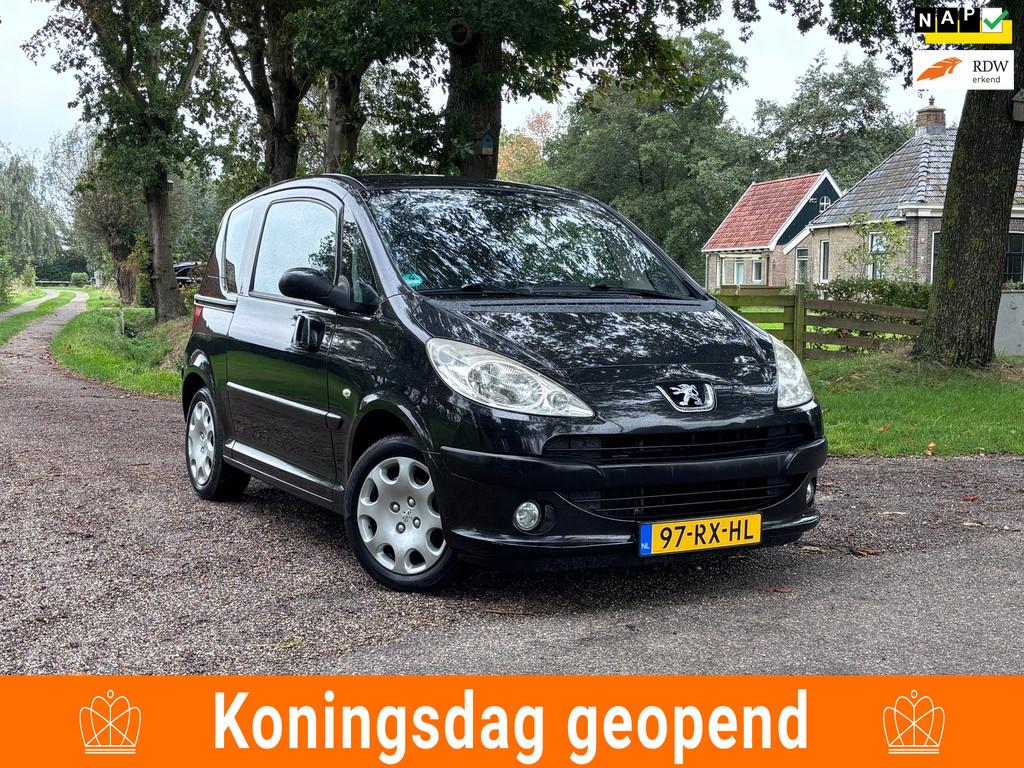 Peugeot 1007 1.4 Gentry | "148.000" KM NAP + Airco |, Auto's, Peugeot, Voorwielaandrijving, 4 cilinders, Elektrische ramen, 4 stoelen