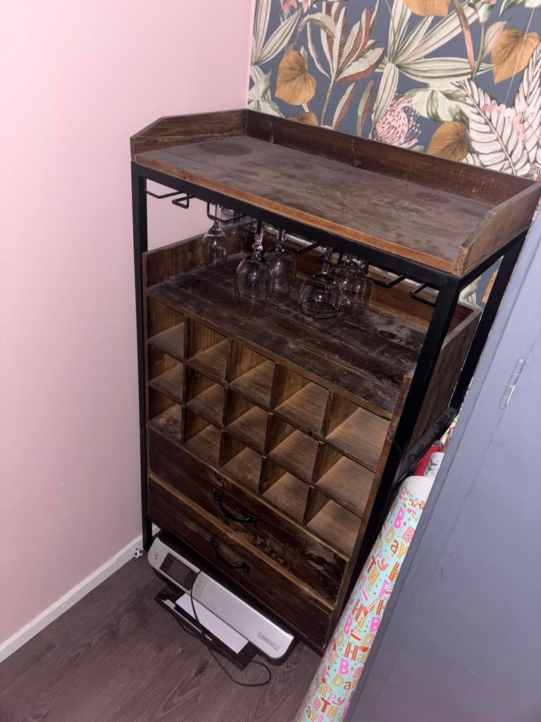 Wijnkast, Ophalen, Zo goed als nieuw, Hout, Minder dan 50 cm