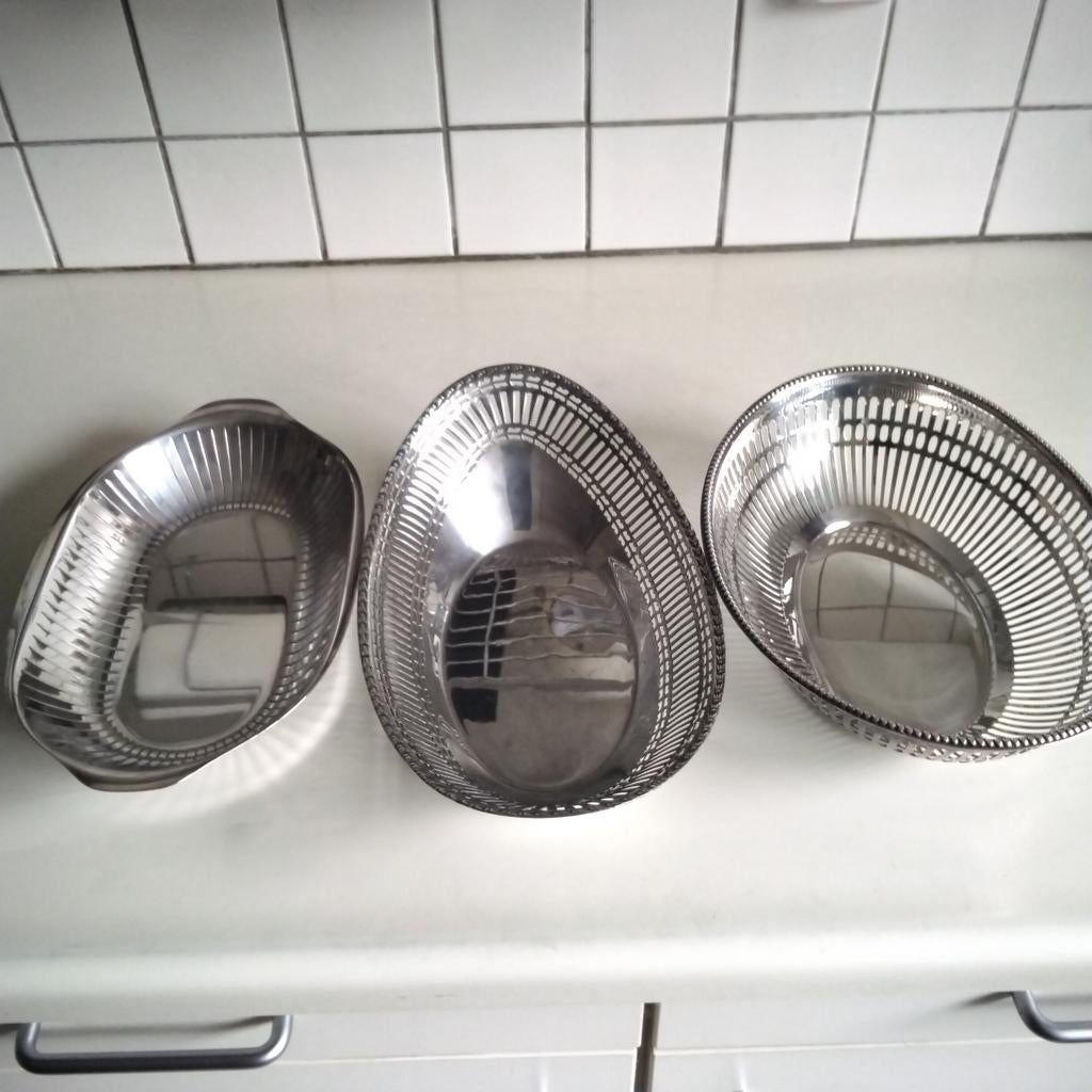 3 verzilverde broodschalen, Ophalen of Verzenden, Overige materialen, Overige stijlen, Overige typen