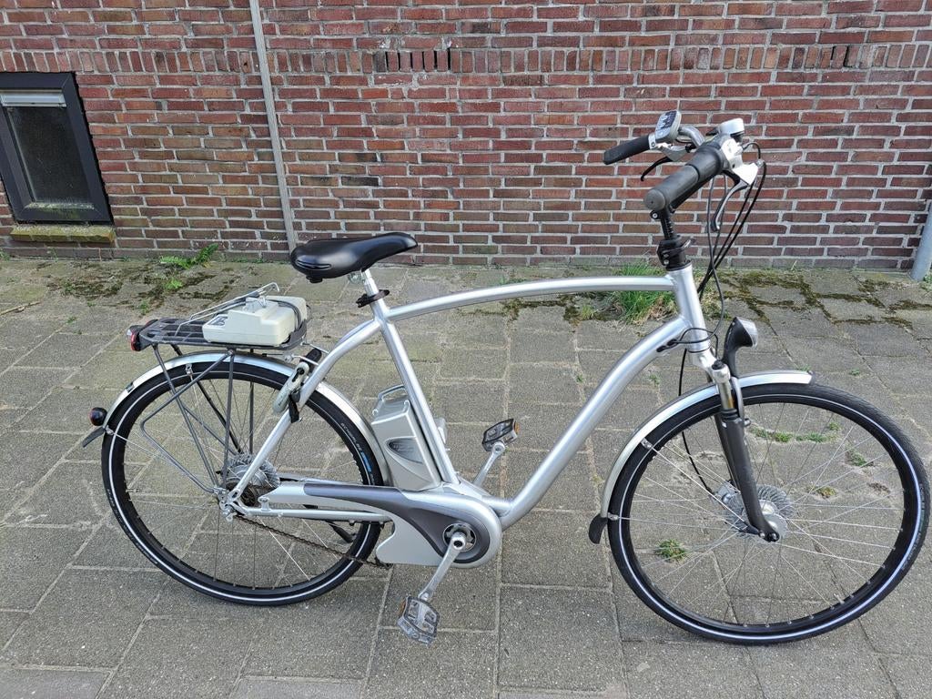 Elektrische fiets flyer met midden motor, Fietsen en Brommers, Elektrische fietsen, Overige merken, Ophalen of Verzenden, Zo goed als nieuw