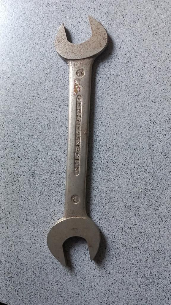 Steeksleutel 36-32 Chroom-Vanadium, Doe-het-zelf en Verbouw, Gereedschap | Handgereedschap, Ophalen of Verzenden, Gebruikt