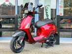 Custom Vespa Sprint 45KM Candy Red bj. 7-2022 5425 km