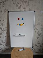 Nobo whiteboard 60x90cm met accessoires, Huis en Inrichting, Woonaccessoires | Memoborden, Ophalen, Gebruikt, Overige typen