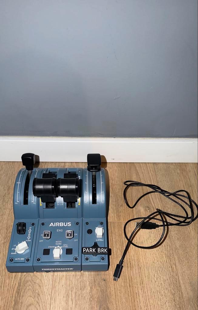 Thrustmaster TCA Quadrant Airbus Edition, Computers en Software, Joysticks, Gebruikt, Ophalen of Verzenden