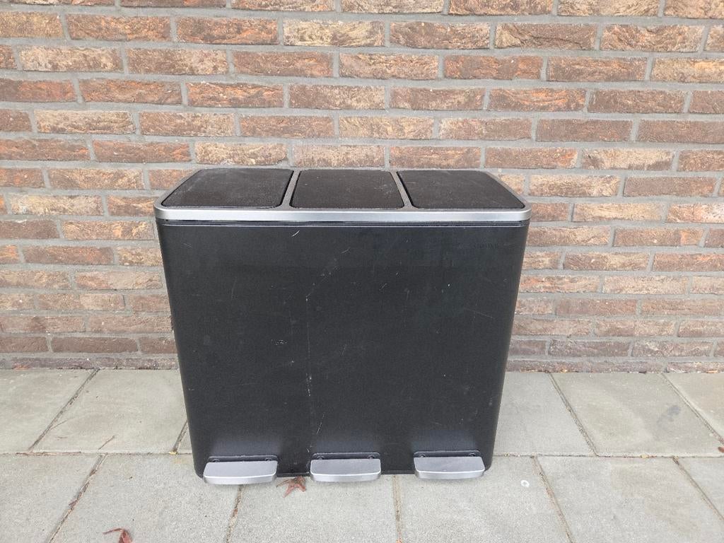 Prullenbak gebruikt, Huis en Inrichting, Woonaccessoires | Prullenbakken, 40 liter of meer, Ophalen, Gebruikt, Minder dan 50 cm