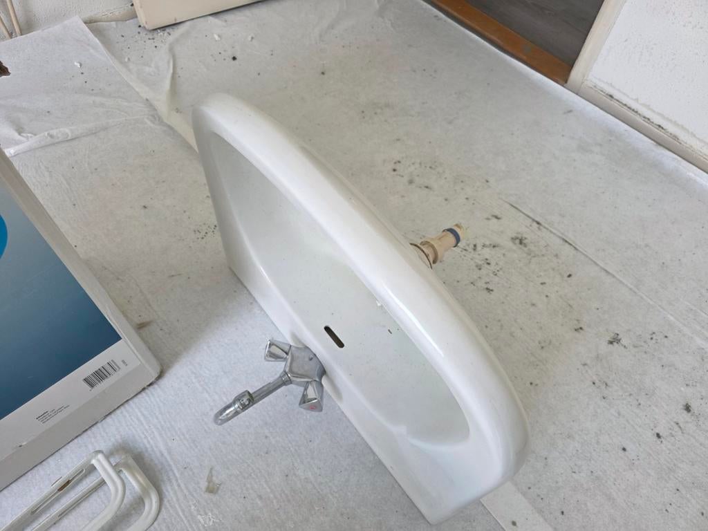 Wasbak, Doe-het-zelf en Verbouw, Sanitair, Ophalen, Gebruikt, Steen, Wastafel