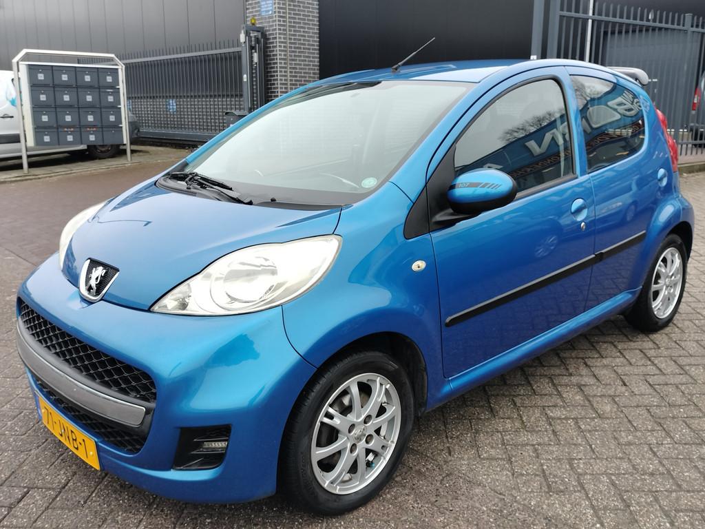 Peugeot 107 1.0-12V XS Automaat 14'' L.M.V Nw APK (bj 2009), Stof, Gebruikt, 68 pk, Origineel Nederlands