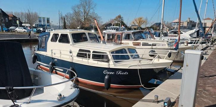 Motorboot HOOVELD 850 super verzorgd en vaarklaar, Watersport en Boten, Motorboten en Motorjachten, Gebruikt, Staal, 6 tot 9 meter