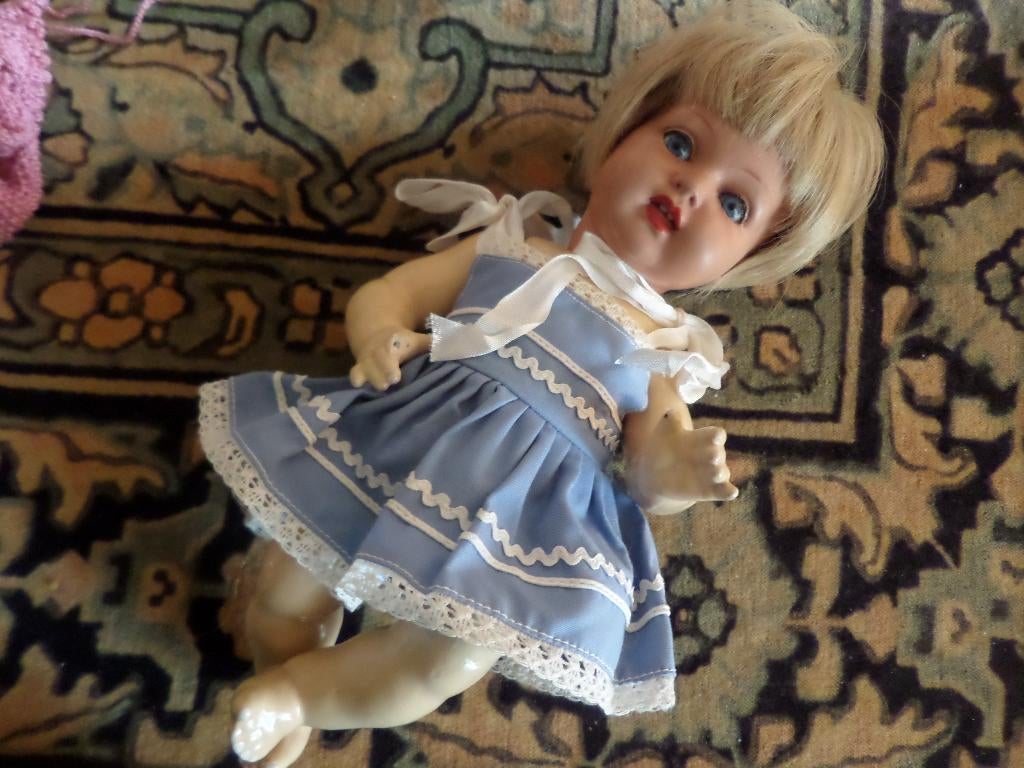 antiek klein babypopje 28 cm, Antiek en Kunst, Ophalen of Verzenden