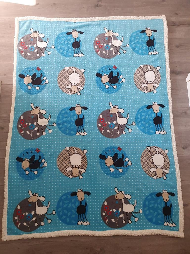 Warm deken blauw met schapen (170 x 125 cm), Ophalen of Verzenden, Zo goed als nieuw, 100 cm of meer, Deken