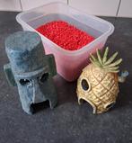 Spongebob aquarium decoratie met schoon aqarium grind, Ophalen, Zo goed als nieuw
