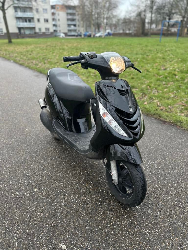 Piaggio Zip 70cc Brom (WOK) - Nieuw Setup, 93km/u, Ophalen, Zo goed als nieuw, Blok, Piaggio