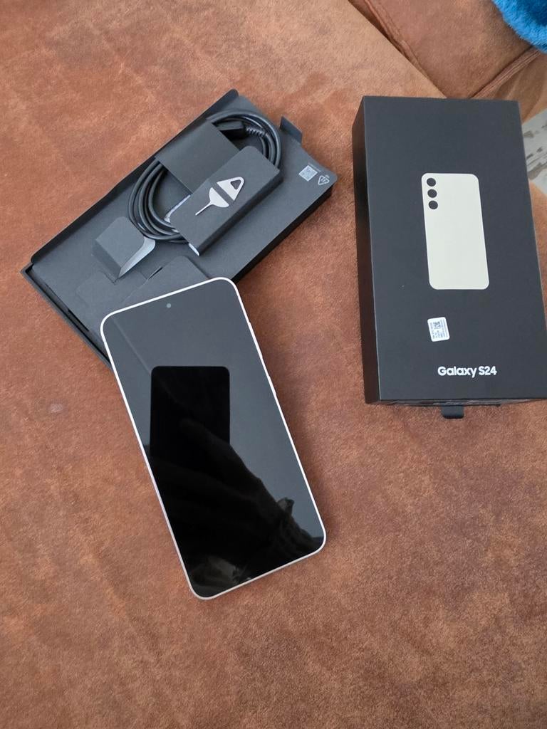 Samsung Galaxy S24 - Zo goed als nieuw, Ophalen, Overige kleuren, Galaxy S24, Touchscreen