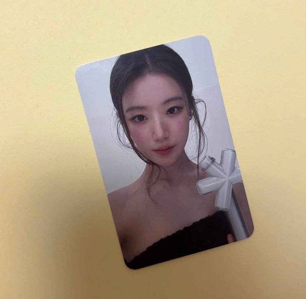 Gidle / Idle lightstick ver photocards (Shuhua), Ophalen of Verzenden, Nieuw, Foto of Kaart