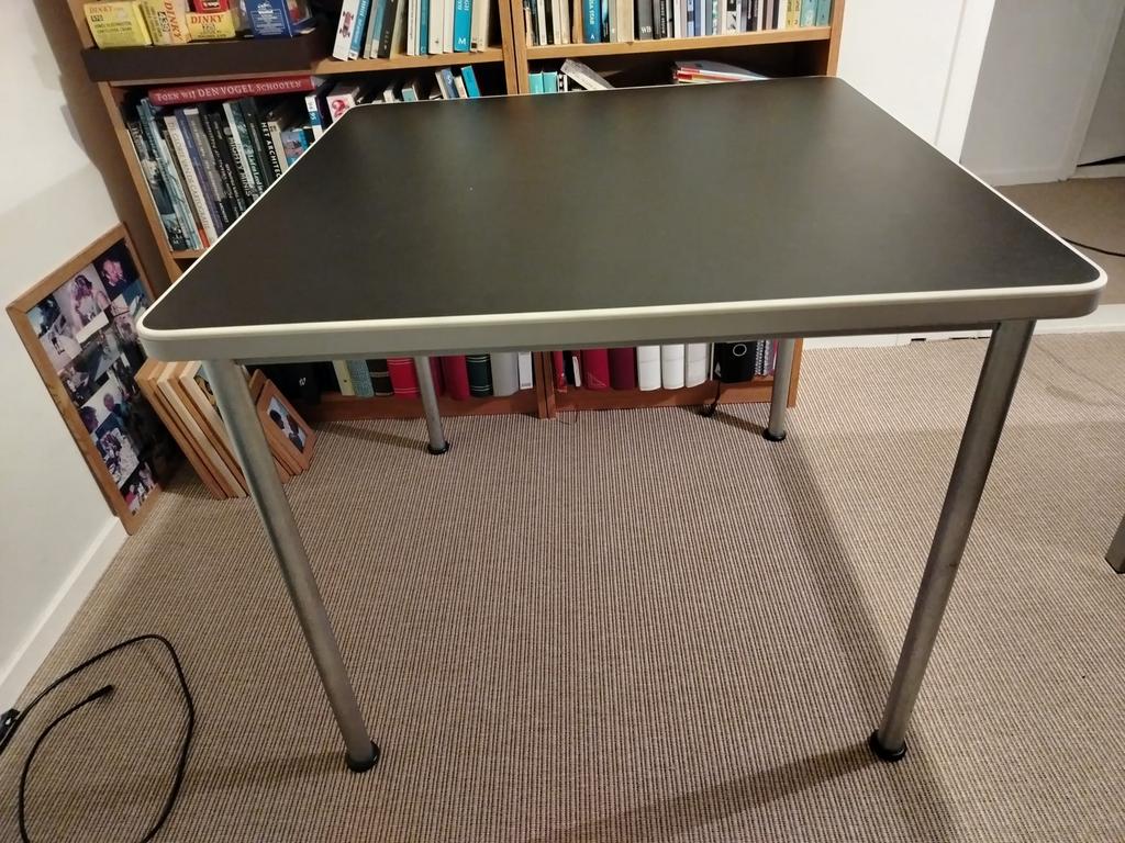Gispen 515 Dutch original 90 x 90 tafel, Huis en Inrichting, Ophalen, Gebruikt, Overige materialen, Vierkant