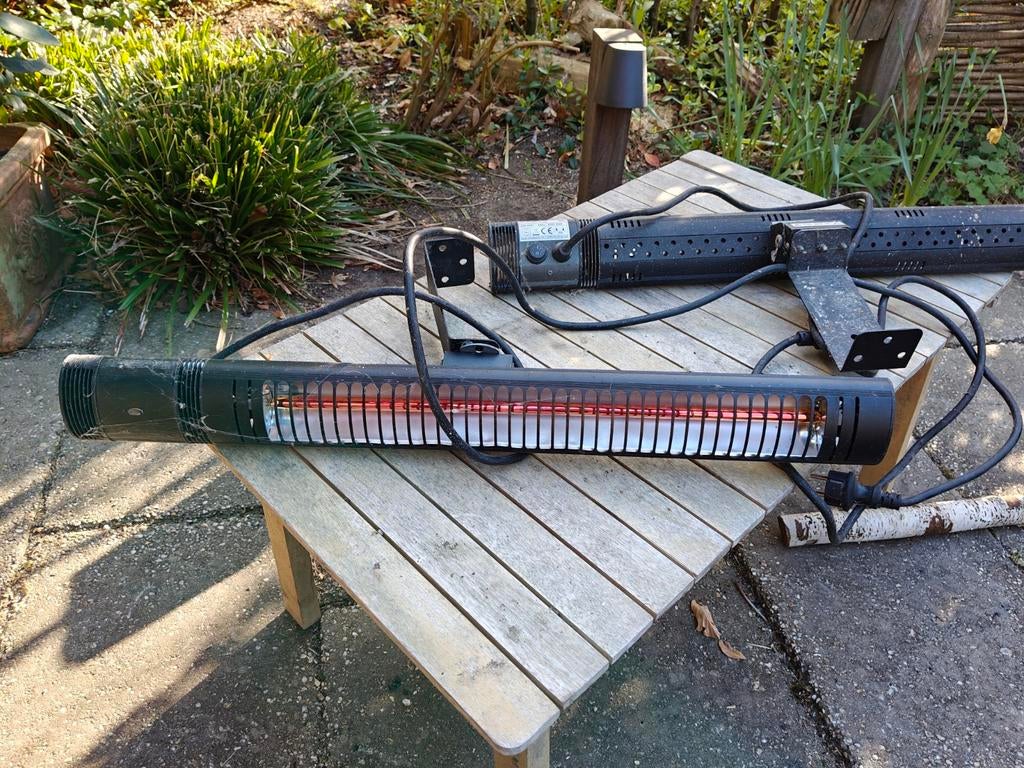 Terraswarmer 2000W Golden Slim - Per stuk, Gebruikt, Waterbestendig, Wand, Ophalen