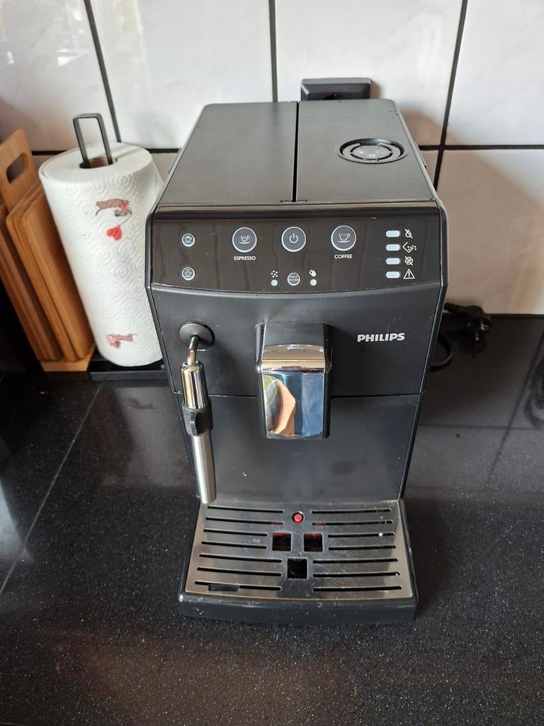 Philips HD8824 koffbonen machine voor onderdelen., Witgoed en Apparatuur, Koffiezetapparaten, Gebruikt, Espresso apparaat, 2 tot 4 kopjes