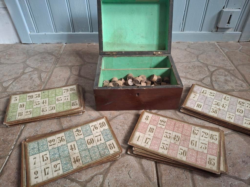 Oud bingospel uit Frankrijk compleet met houten nummers, Ophalen of Verzenden