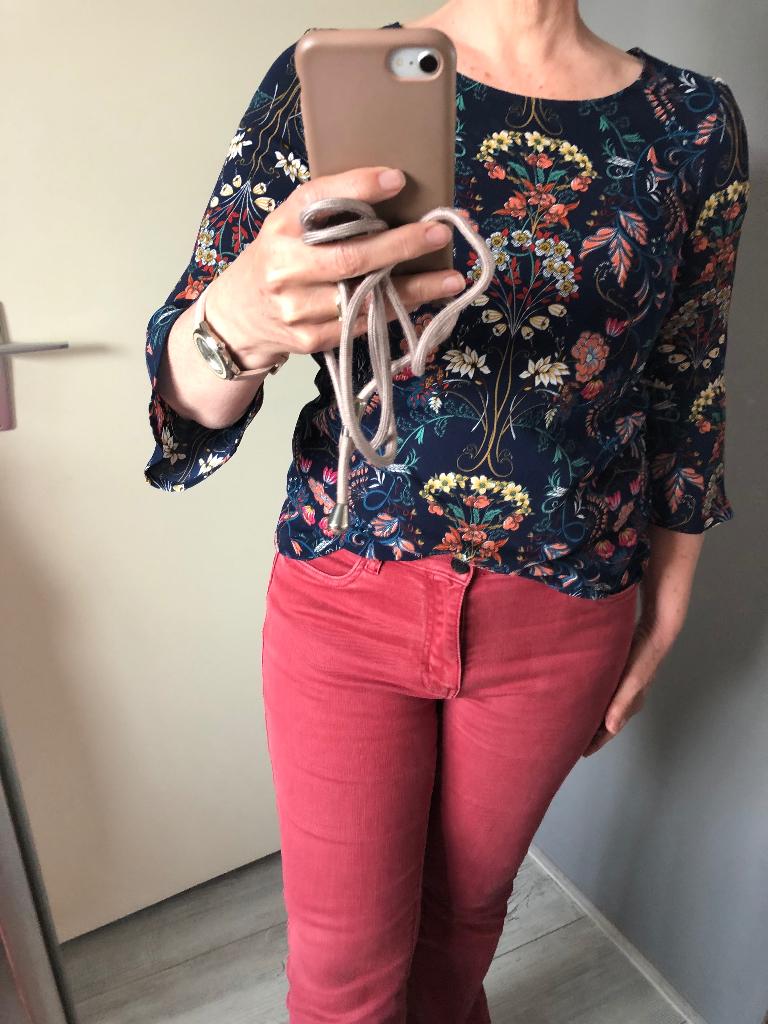 Gave blouse trompetmouw, Ophalen of Verzenden, Zo goed als nieuw, Maat 38/40 (M), Blauw