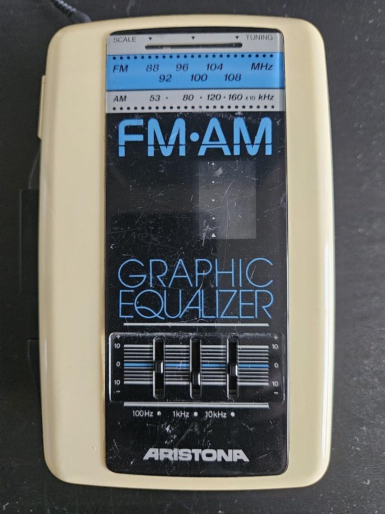 Aristona TR567403 – Retro Cassette Player + FM/AM, Audio, Tv en Foto, Walkmans, Discmans en Minidiscspelers, Ophalen of Verzenden