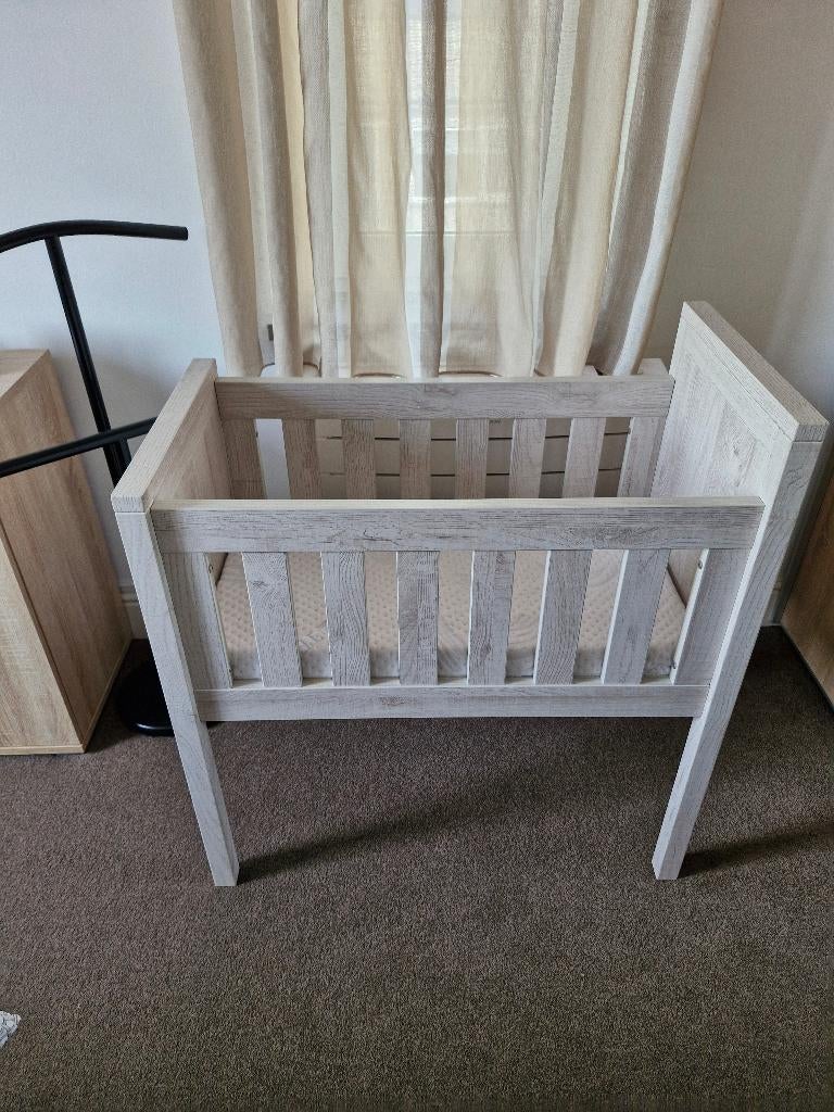 Wieg, Kinderen en Baby's, Babywiegjes en Ledikanten, Ophalen, Gebruikt, Wieg