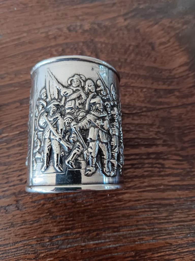 Verzilverd Lepelvaasje met De Nachtwacht Reliëf, Ophalen, Zilver