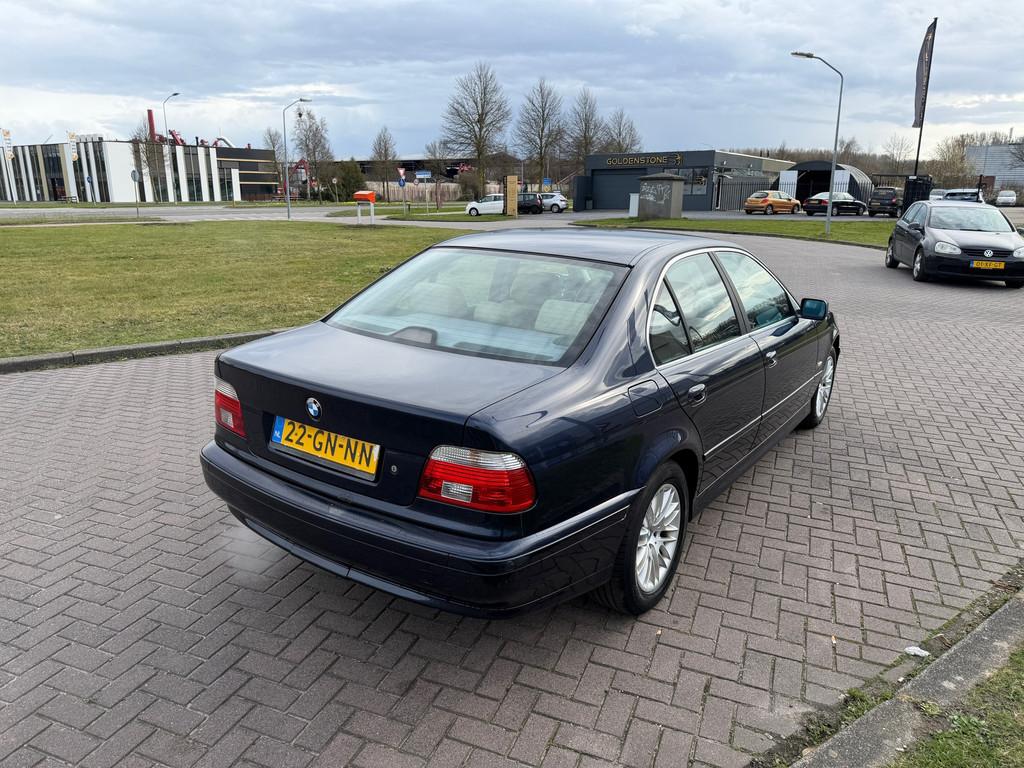 BMW 5-serie 520i Executive Incl nw keuring!, Auto's, 2171 cc, Achterwielaandrijving, Gebruikt, Blauw