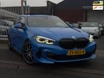 BMW 1-serie 118d M-Sport | Panoramadak | Kuipstoelen | 19”, Lichtsensor, 4 cilinders, 150 pk, Blauw