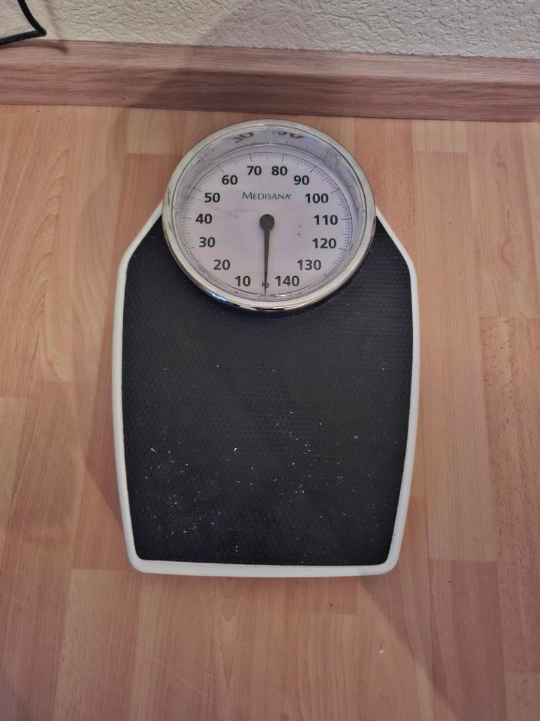 Medisana Analoge Personenweegschaal - Zwart/Wit, Witgoed en Apparatuur, Weegschalen, Ophalen, Analoog, 100 kg of meer, Zo goed als nieuw