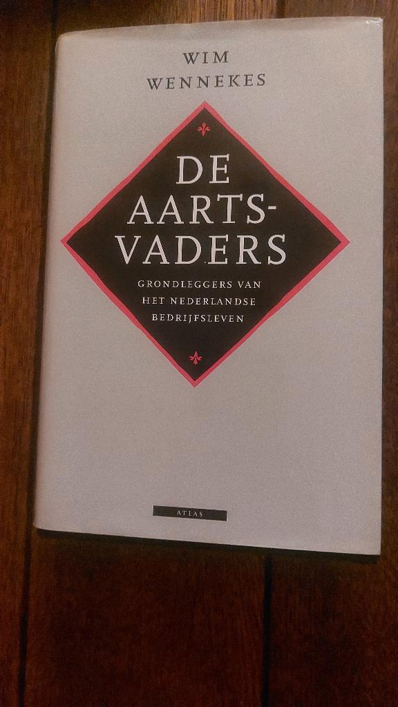 de aartsvaders- W.Wennekes-  + Gisèle  - Susan Smit, Boeken, Romans, Zo goed als nieuw, Nederland, Ophalen of Verzenden