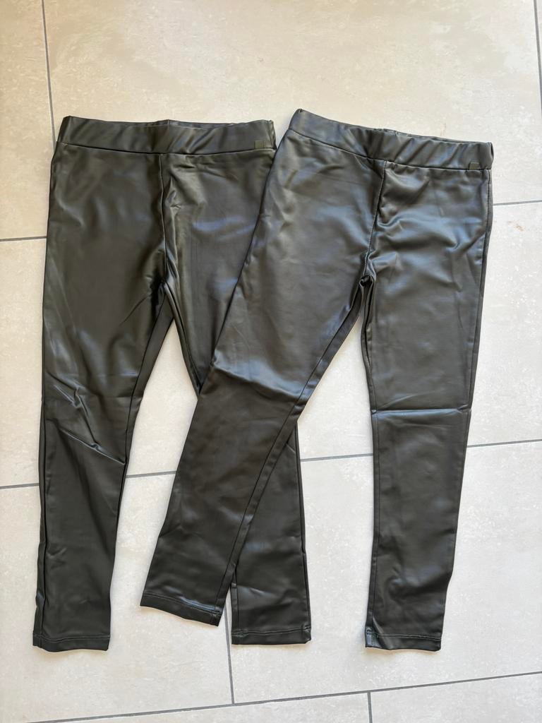 Nieuw twee groen leggings merk WE maat 134-140, Ophalen of Verzenden, Nieuw, Meisje, Broek